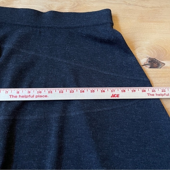 KRIMSON KLOVER MERINO 100% WOOL SKATER SKIRT SHORT FLARE PULL ON STRETCH BLK S - Picture 6 of 10